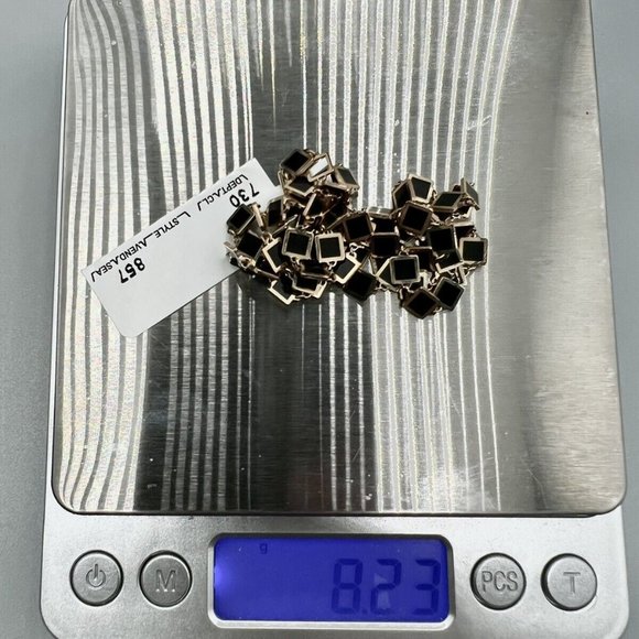 The Lovery 14k Yellow Gold Square Necklace In Onyx And Gold - Picture 10 of 11